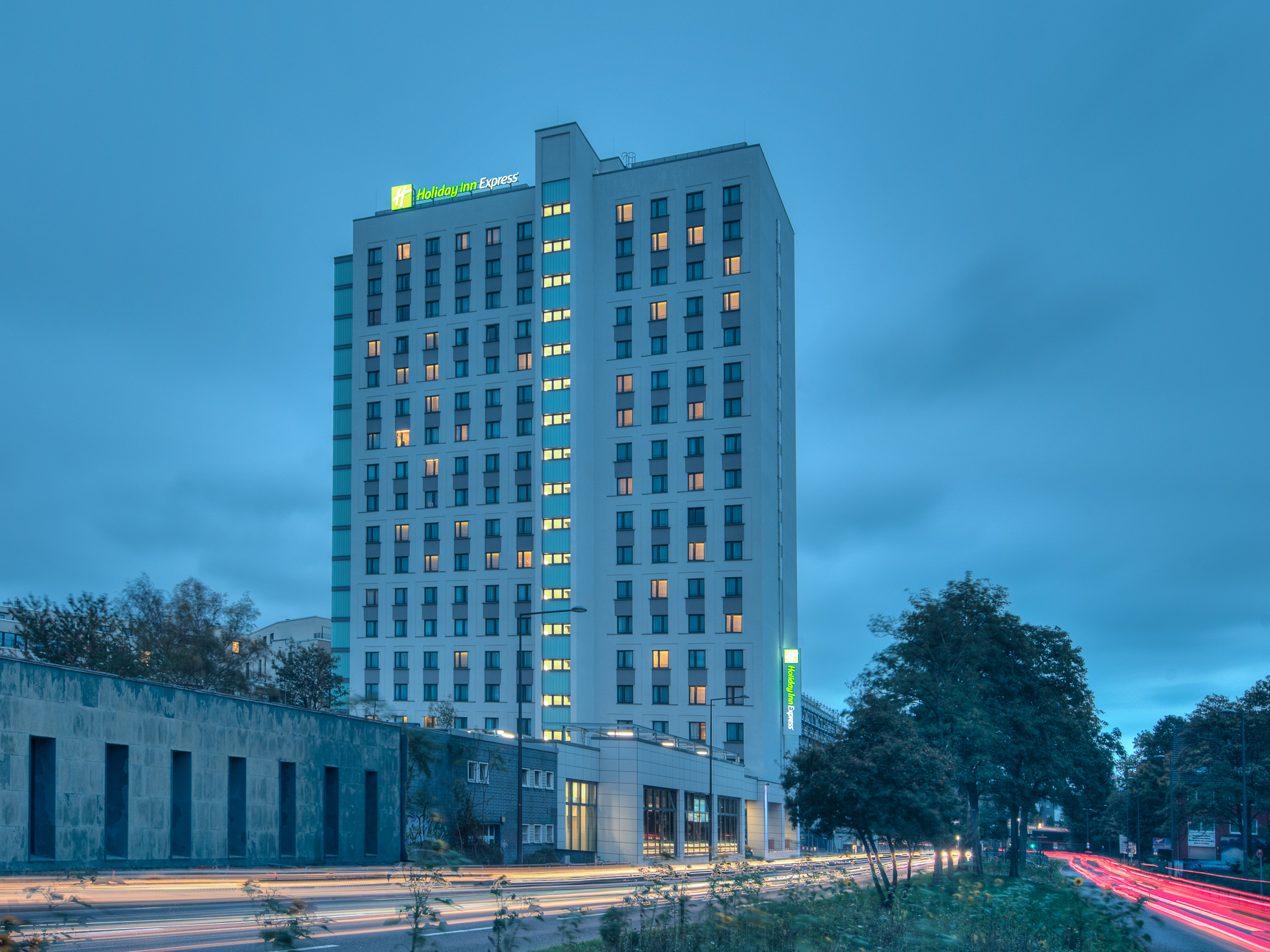Holiday Inn Express Cologne - City Centre - Foremost ...